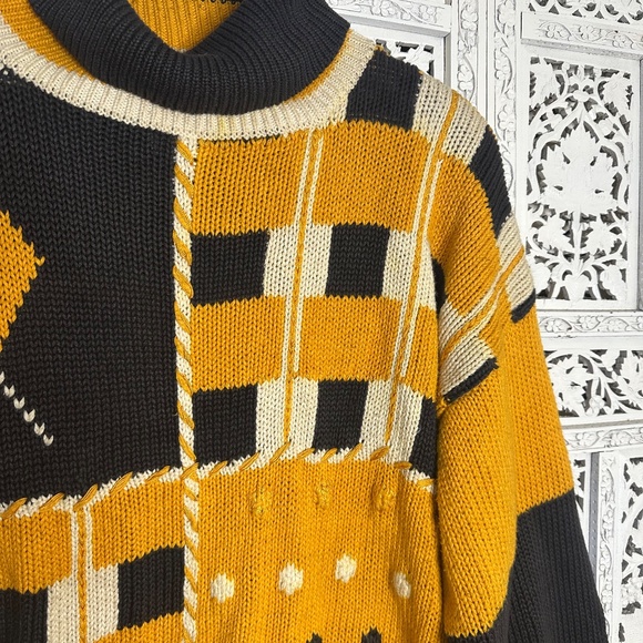 Vintage Black & Yellow Chunky Grannycore Turtleneck Geometric Artsy Sweater - Picture 3 of 7